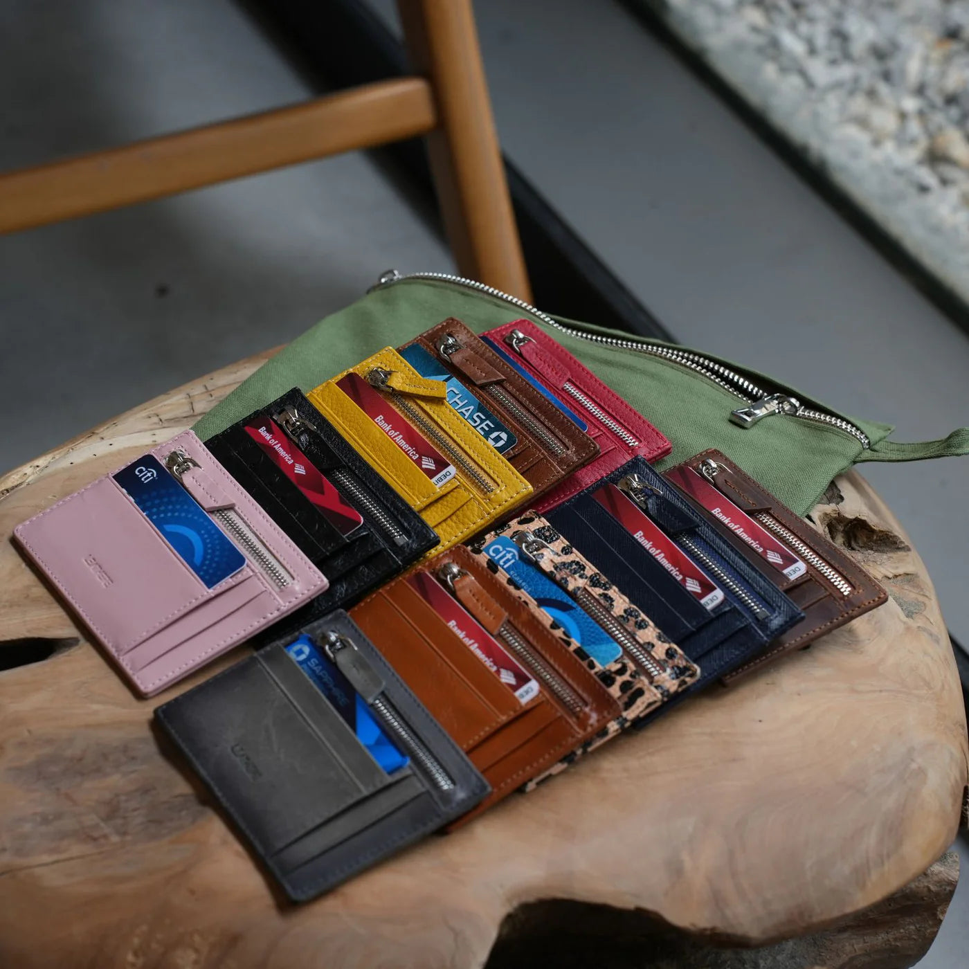 Zippered Genuine Leather Card Holder – Gift Box Edition (10 Colors) -Concord